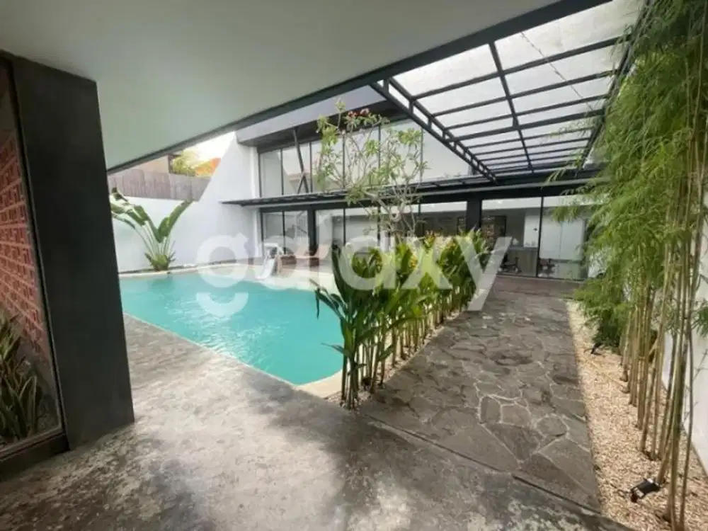 VILLA BARU MEZZANINE DI PANDAWA DEWI SRI LEGIAN BADUNG, BALI