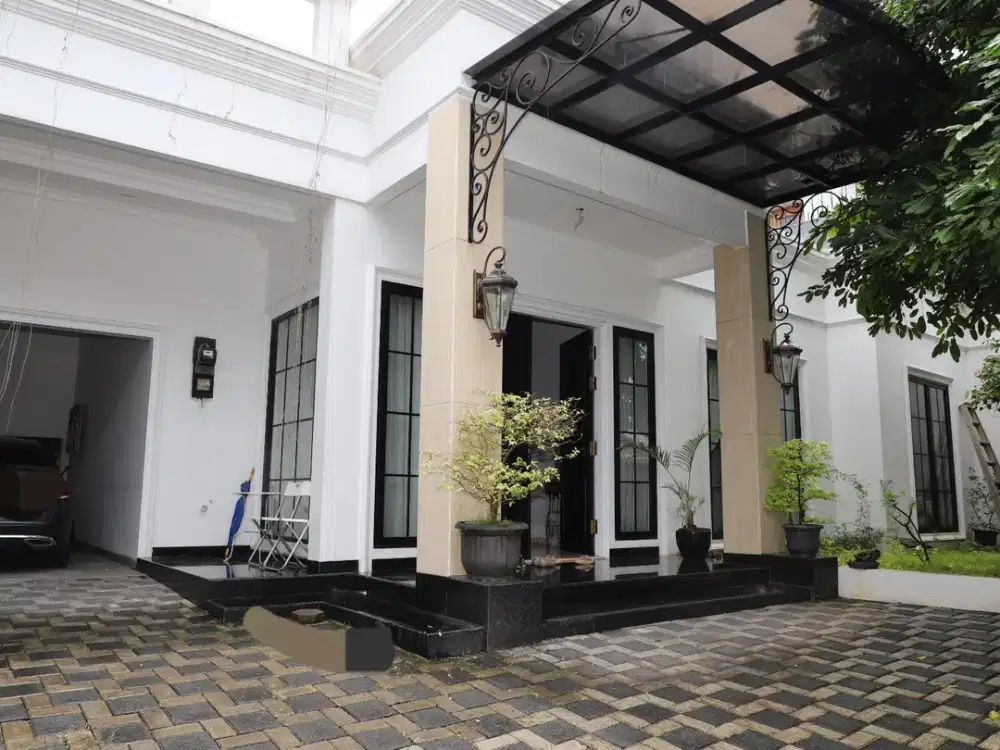 Rumah Mewah Full Furnished Di Kemang Jakarta Selatan S8936