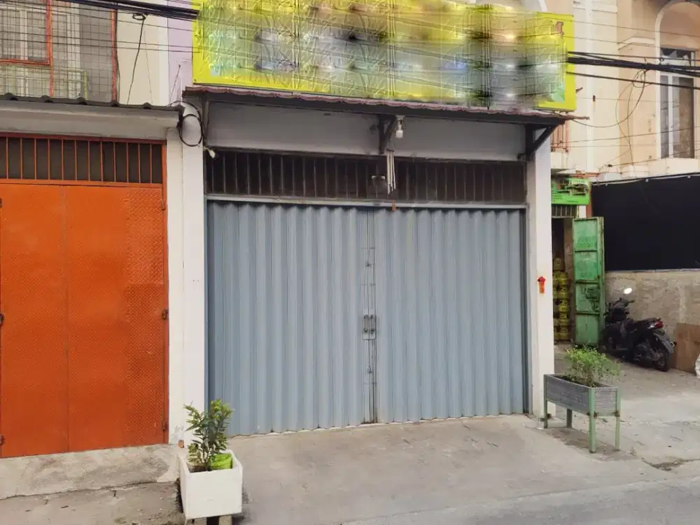 Ruko 2,5 lantai di Poris Paradise Cipondoh Tangerang