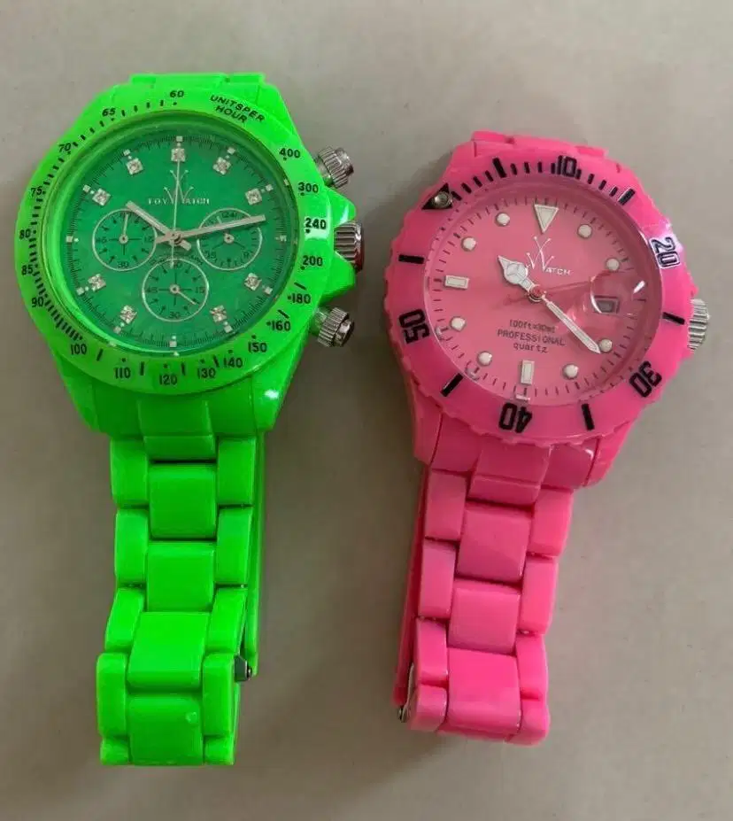 Toy watch jam langka preloved