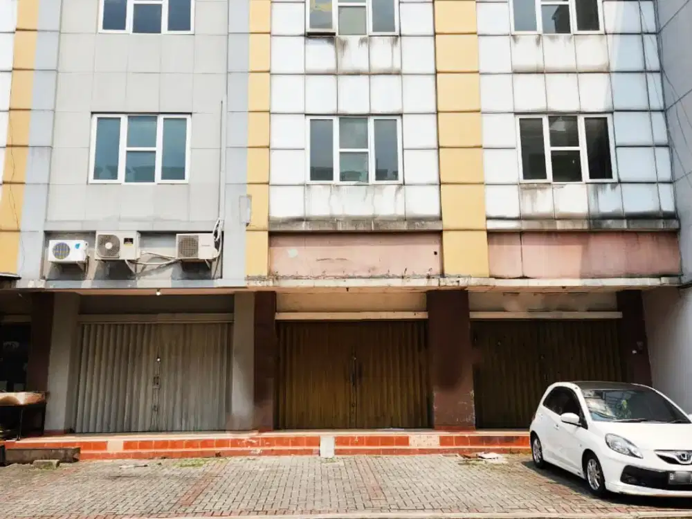 Turun Harga Dijual Ruko Lokasi dan MURAH di Golden Boulevard BSD City Serpong Tangerang