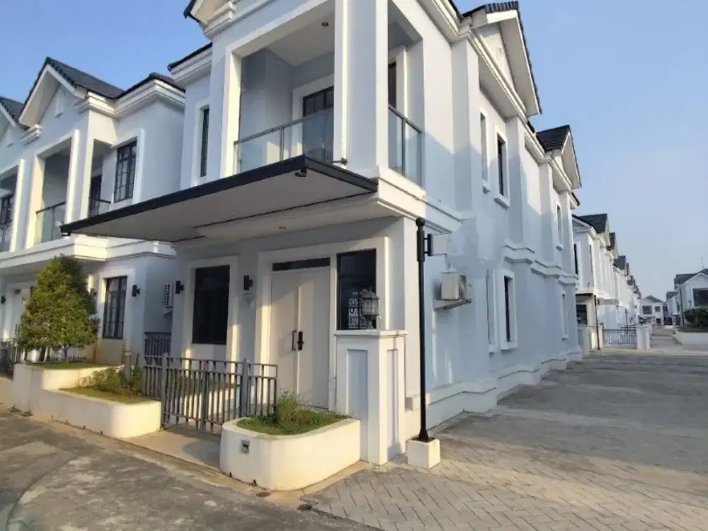 Rumah Cantik Double Decker di Lavon Viridia Tangerang 1K8000SO