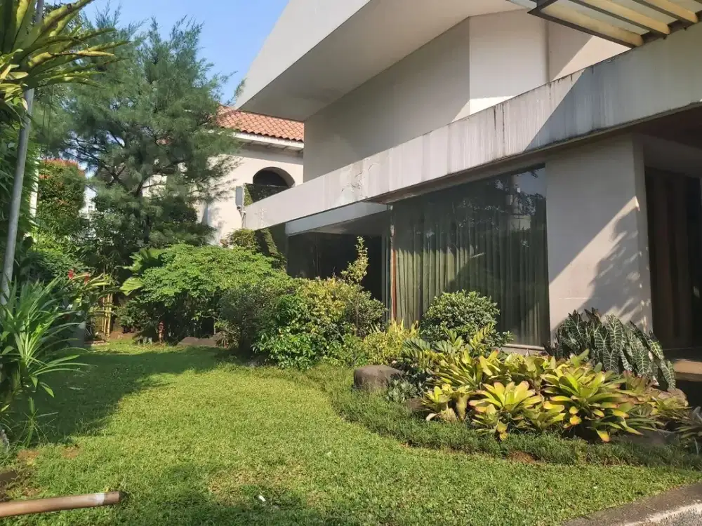 Dijual Cepat Rumah Mewah Di Simprug Golf 12, Jakarta Selatan