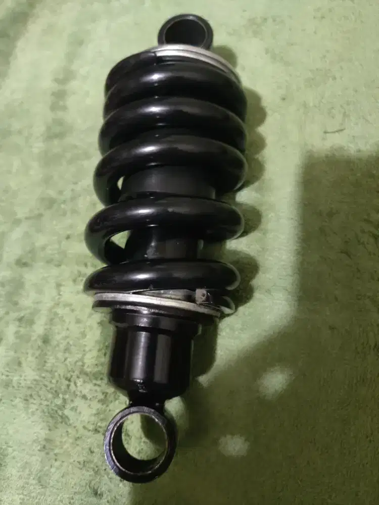 Shockbreaker Belakang Yupiter MX Copotan.