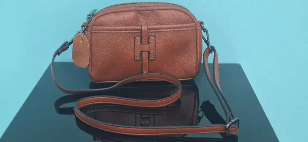 Tas selempang Kondisi bagus