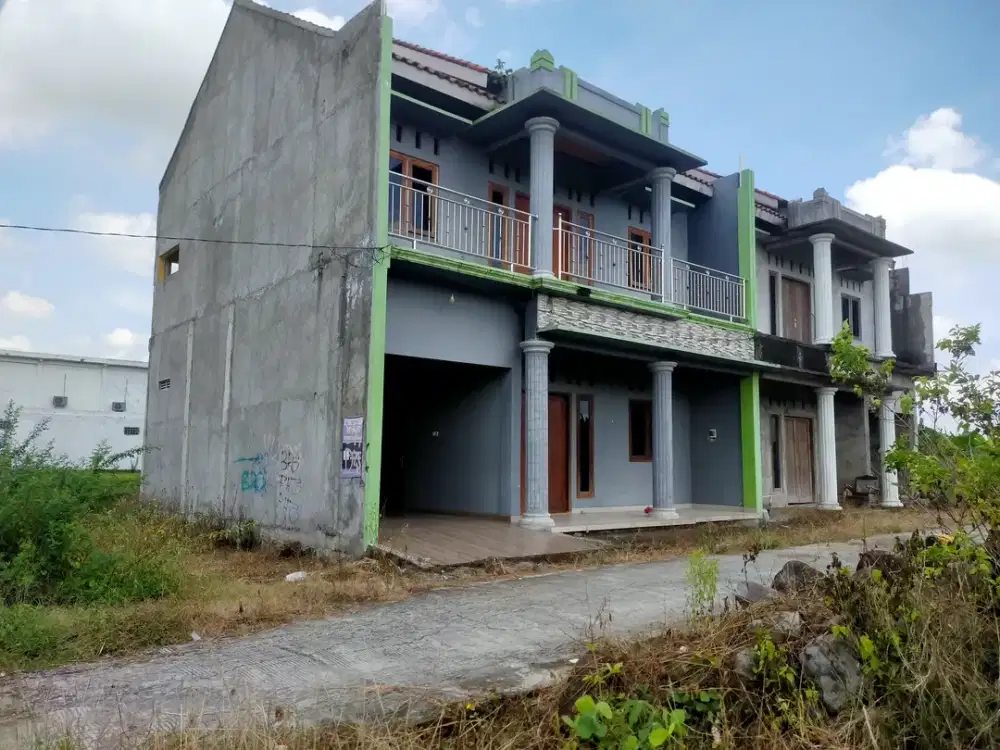 Dijual MURAH rumah 2 lt harga hanya 1 lantai