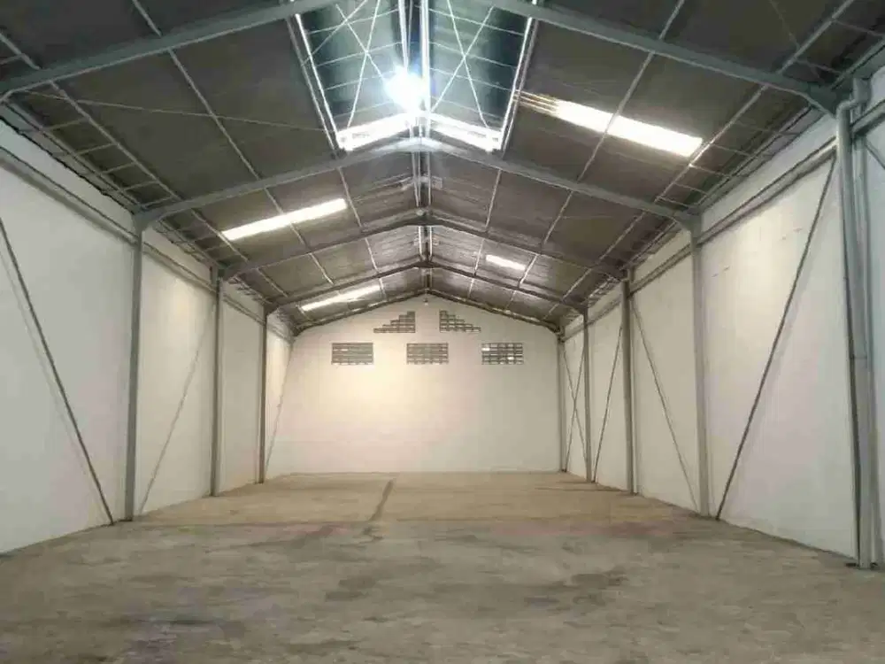 Disewakan Gudang Bagus Siap Pakai di Kawasan Industri Gatot Subroto, Semarang