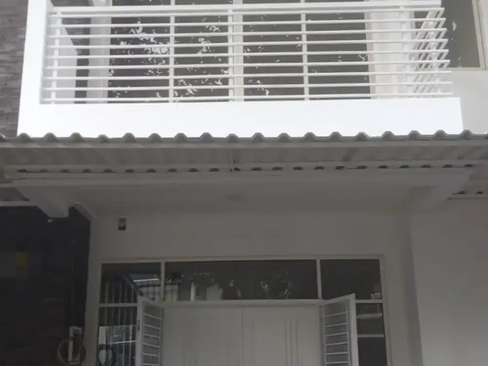 Dijual cepat Rumah Golf Lake luas 10x20 SHM