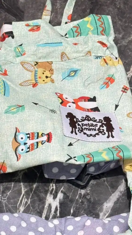 Appron menyusui petite mimi