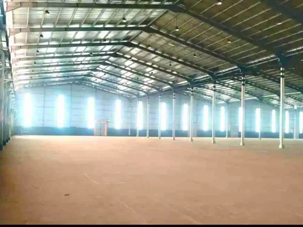 Gudang 1,2 ha di marunda center ada loading dock