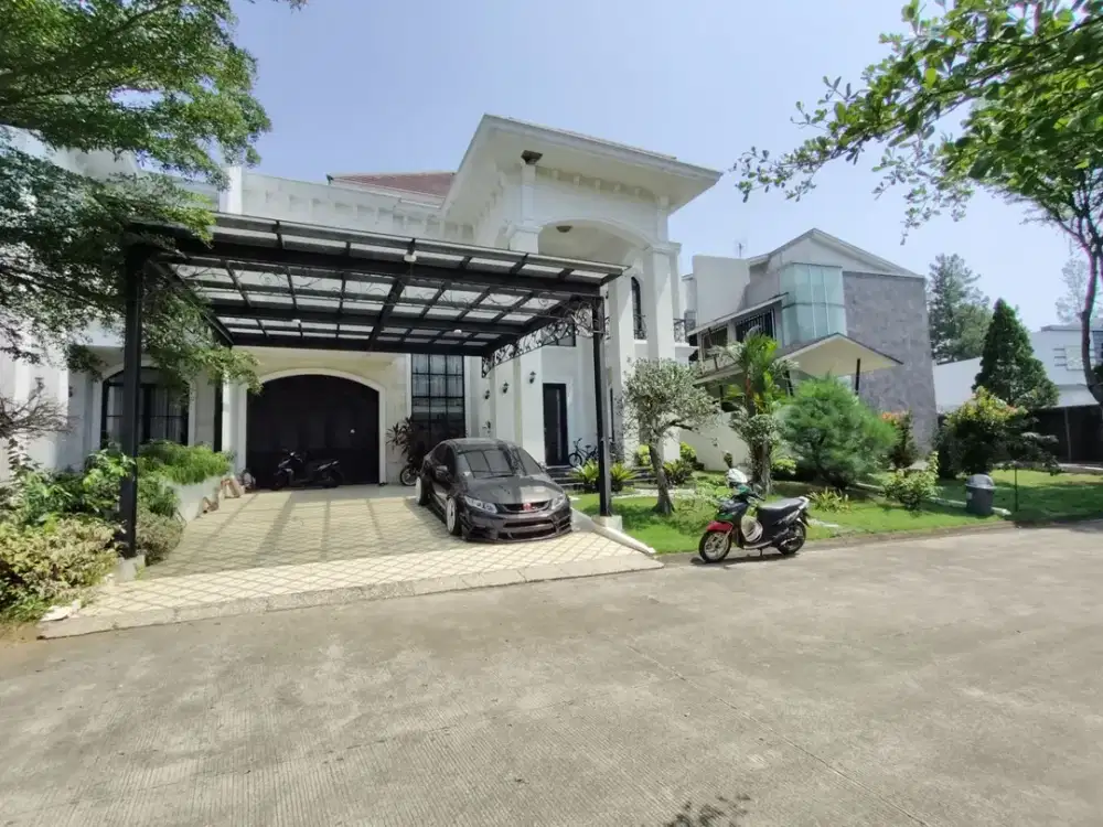 Dijual Rumah Lengkap Dengan Lift, Kolam Renang dan Mini Golf Di Sentul City Bogor