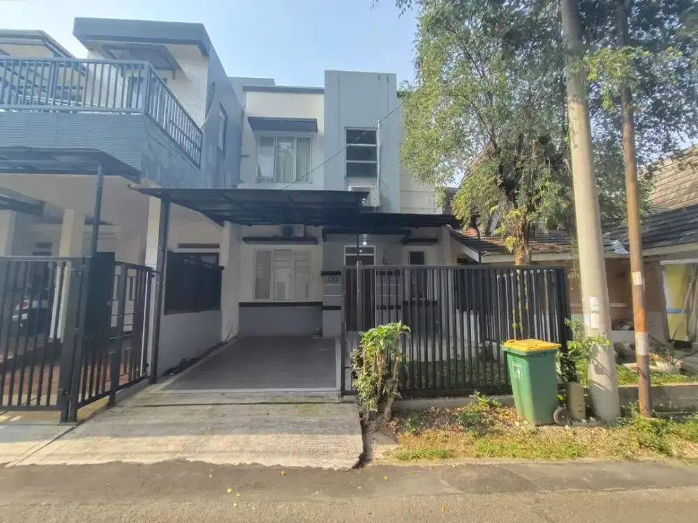 Rumah 2 Lantai Siap Huni Hanya 5 menit Ke Pasar Tradisional Ataupun Pasar Bersih Sentul City Bogor