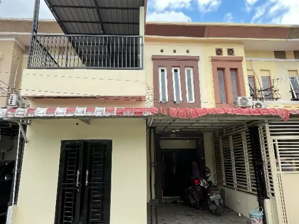 JUAL CEPAT RUMAH KAMAR 6 DEKAT KE MAHATTAN GATOT SUBROTO MEDAN