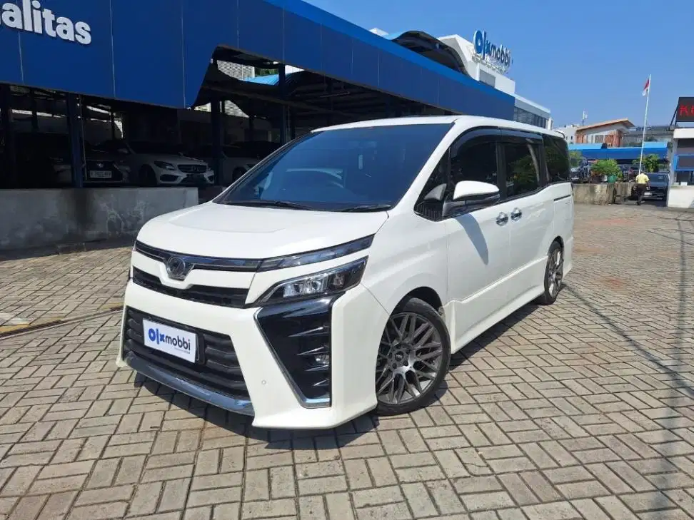 DP 5% Toyota Voxy 2.0 Bensin-AT 2022 JBC