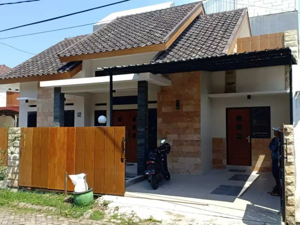 RUMAH GRIYASANTA SUHAT KOTA MALANG