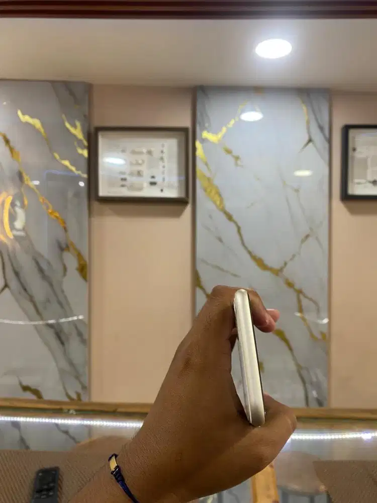 Iphone 11 64gb inter all operator likenew mulus