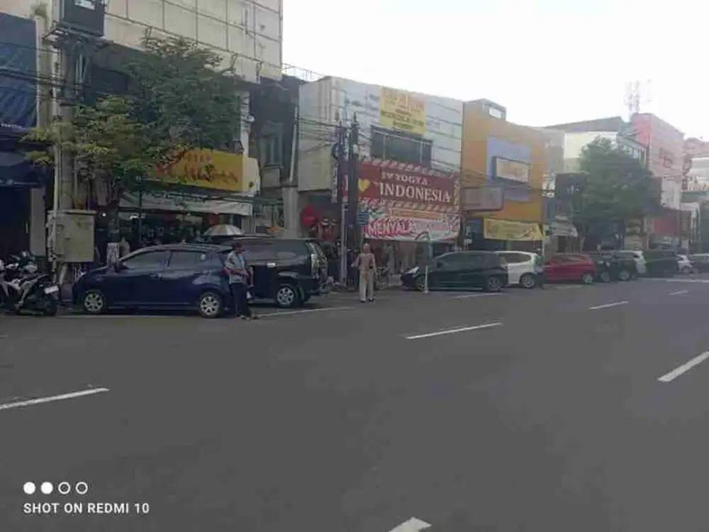 Ruko Strategis Di Jl. Urip Sumoharjo Dekat UGM, Galeria Mall, Plaza Ambarrukmo