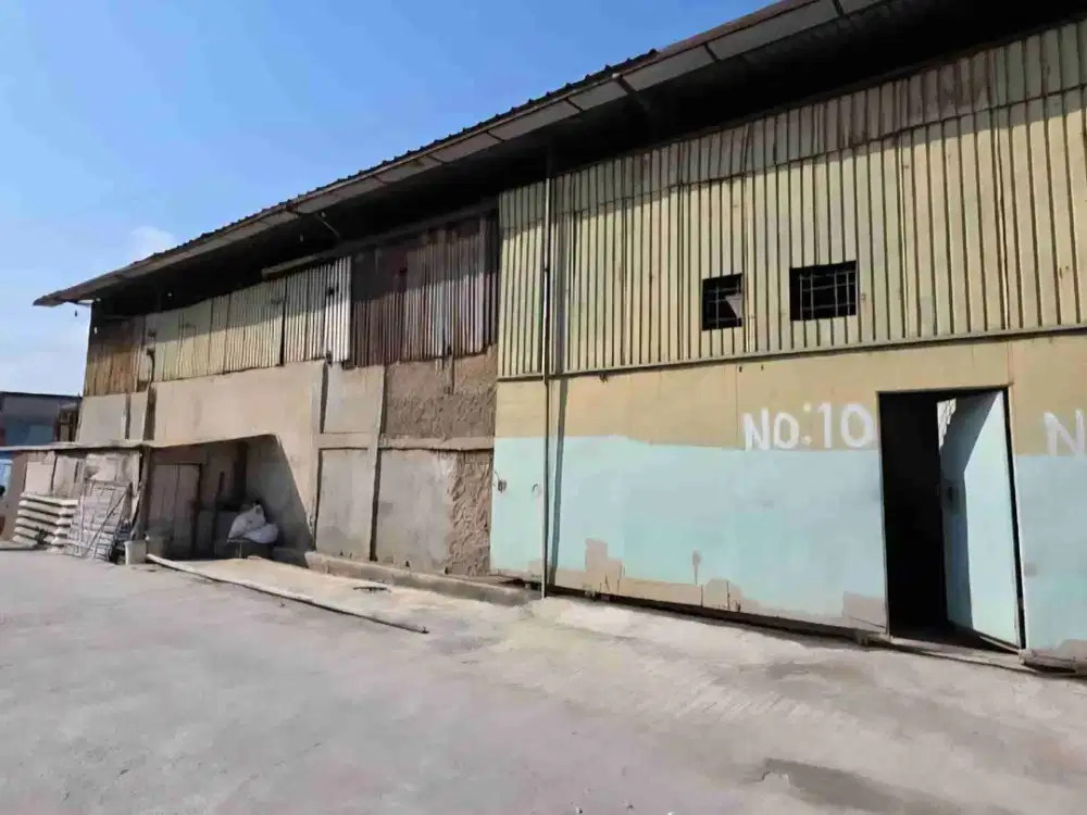 Di Sewakan Gudang di Salembaran Raya