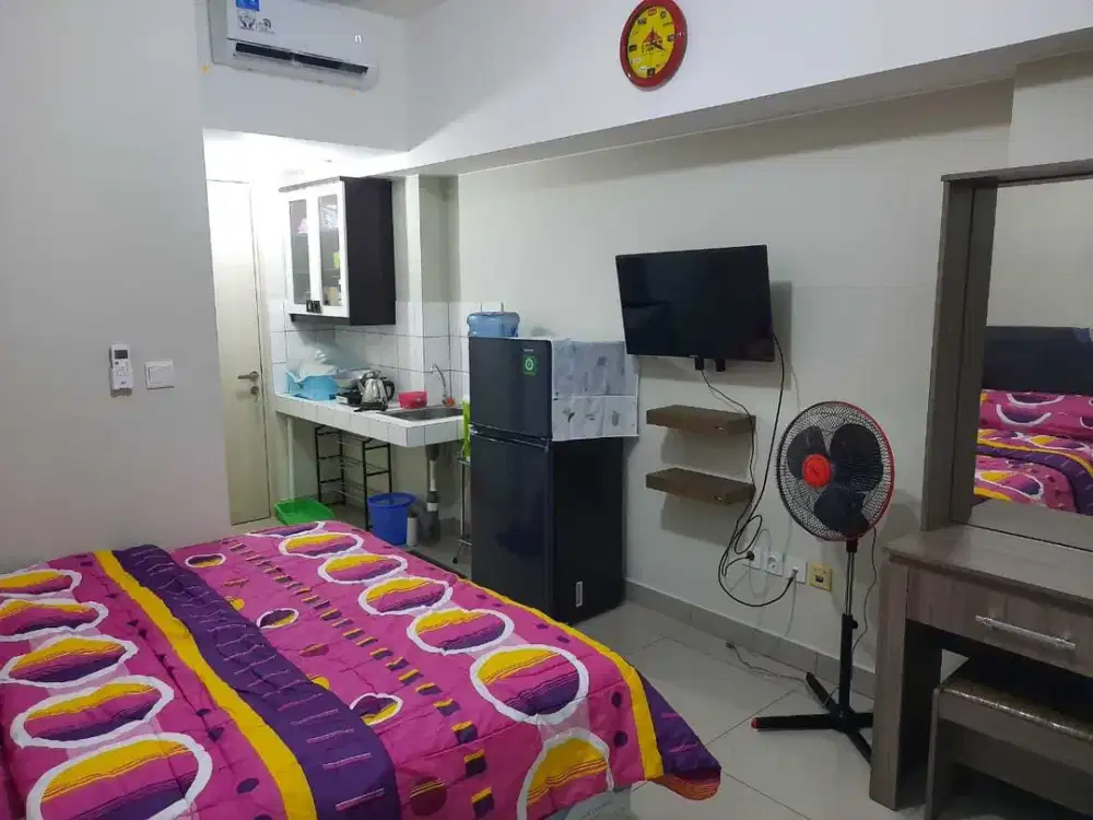 DISEWAKAN MURAH APARTEMEN SPRINGLAKE BEKASI FULL FURNISH BISA NEGO
