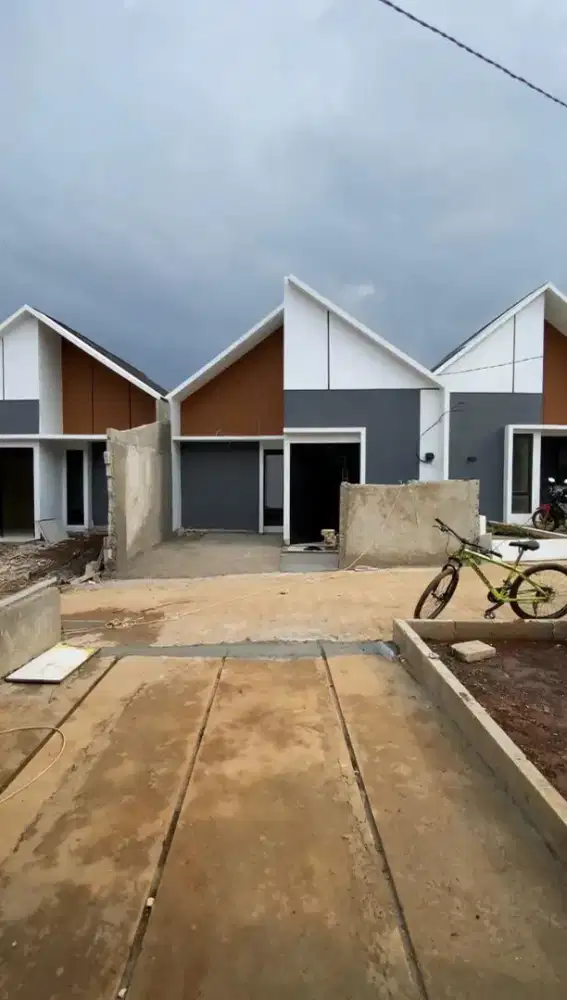 Rumah modern dan bebas banjir
