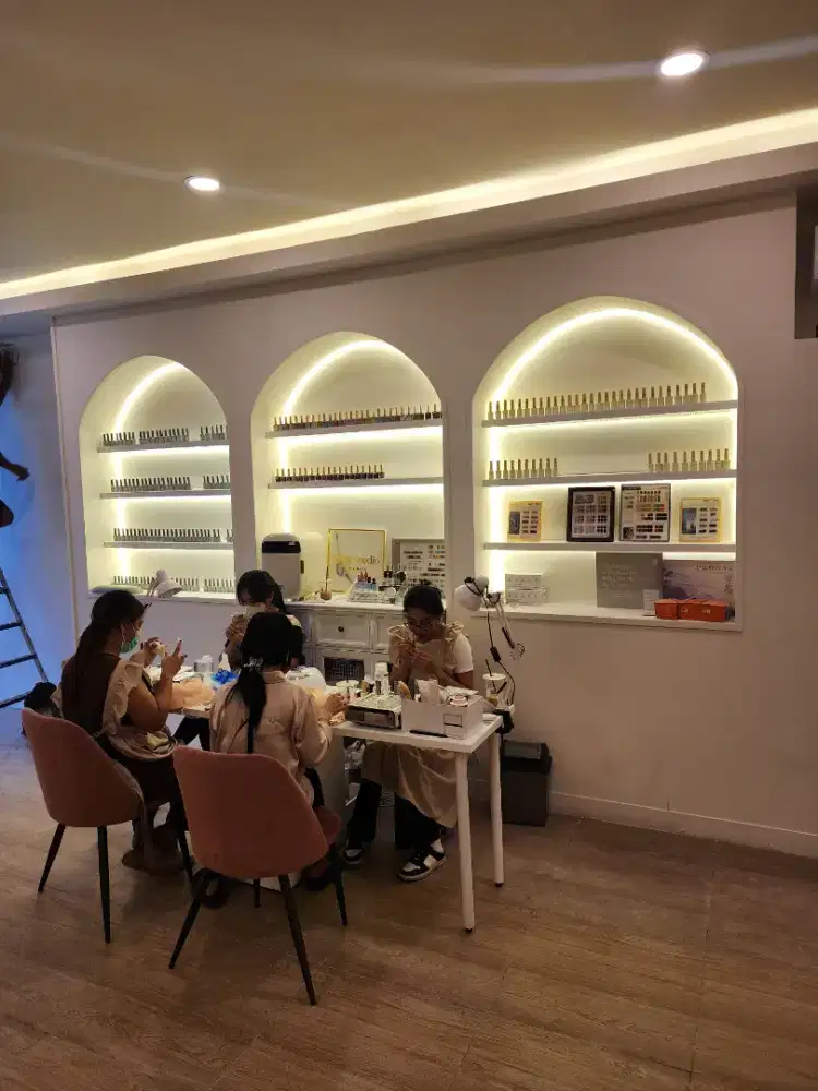 Dicari segera nail artist dan eyelash terapist