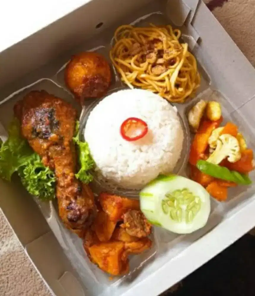 Terima pesanan nasi kotak