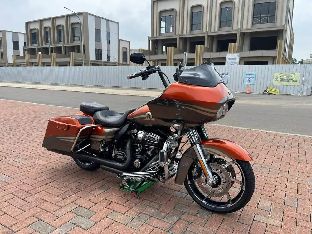 ROADGLIDE CVO 2013 KM13RB FULL PAPER