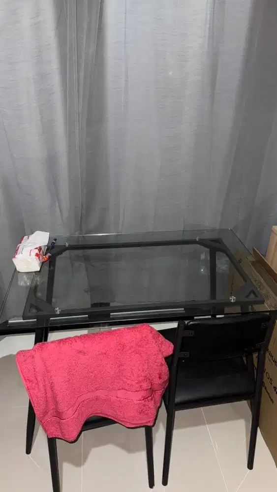 Meja Makan 4 Kursi Merk INFORMA