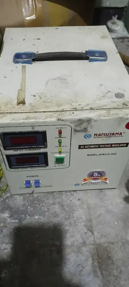 MATSUYAMA AUTOMATIC VOL TAGE REGULATOR