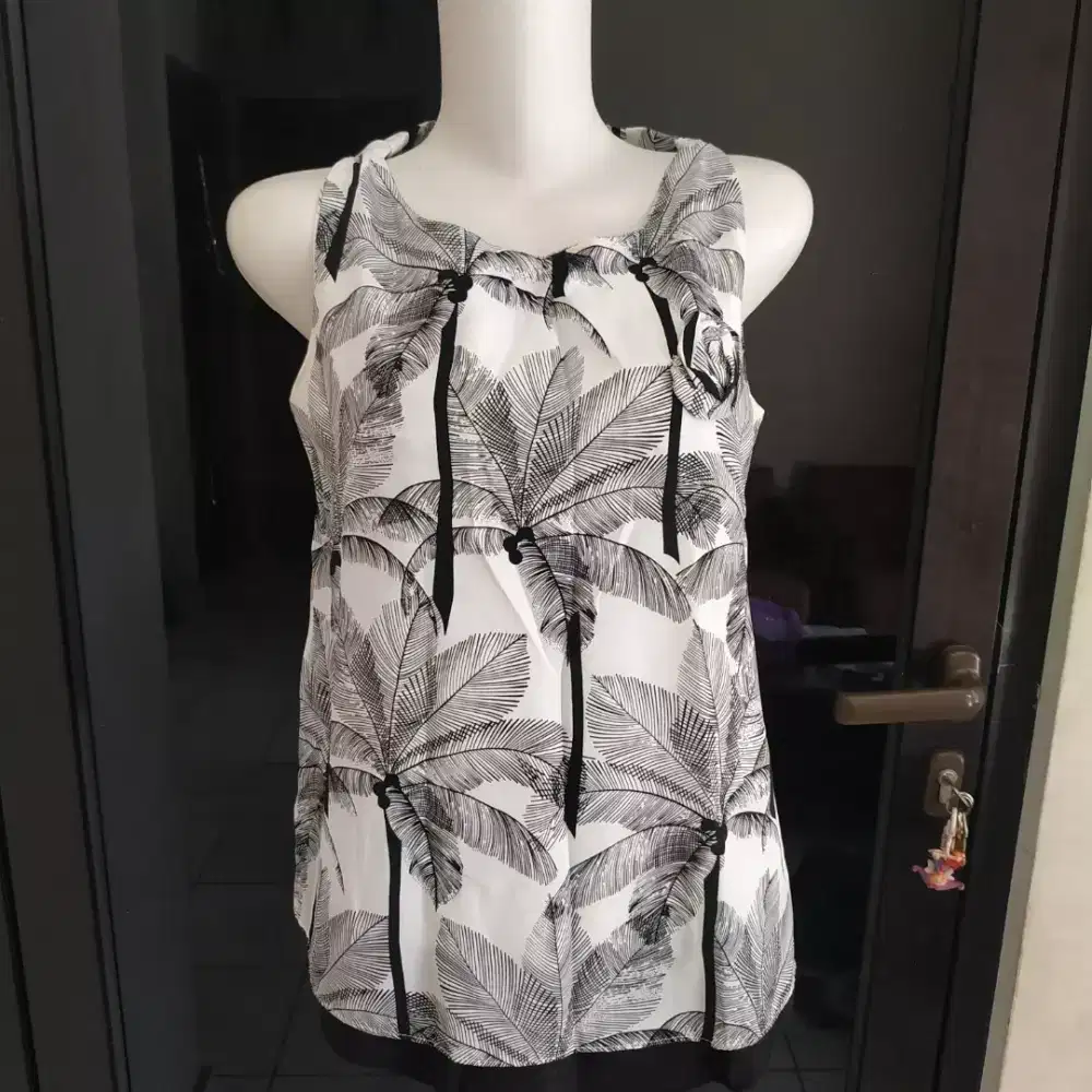 Baju fashion tanpa lengan