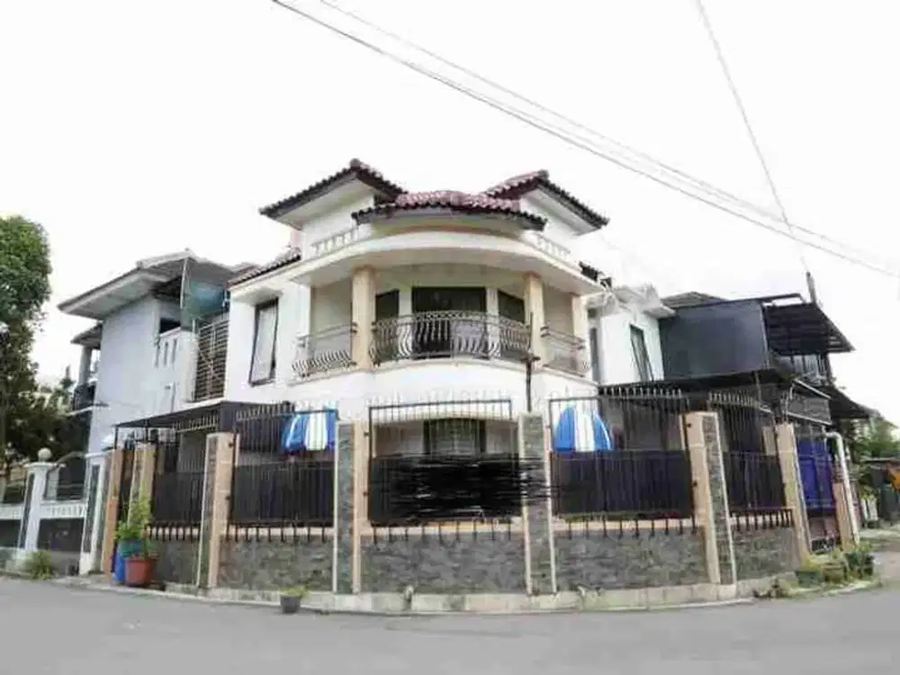 Rumah dalam perumahan, 2 lantai, Murah di Jl Palagan km 8 dekat UGM, UII, JCM MALL, RSUP SARDJITO