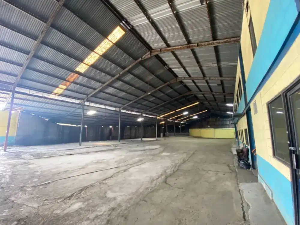 DISEWAKAN CEPAT GUDANG KANTOR 2000 METER SENTUL BOGOR AKSES KONTAINER