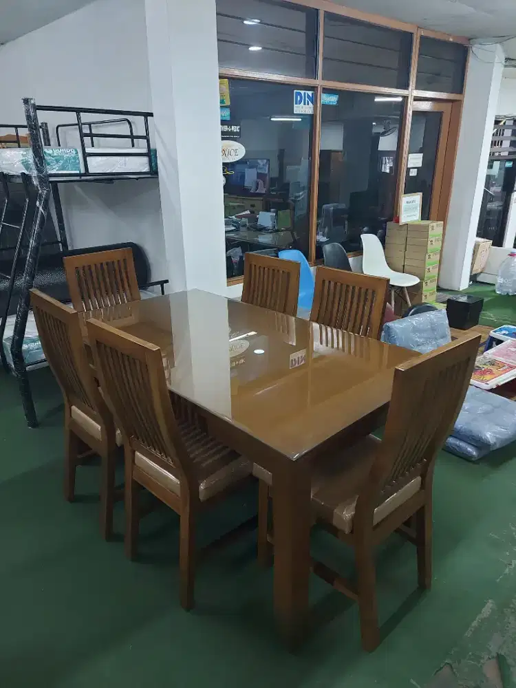 SET Meja Makan + 6 Kursi Makan Kayu Jati - Solid Wood - Teak Wood