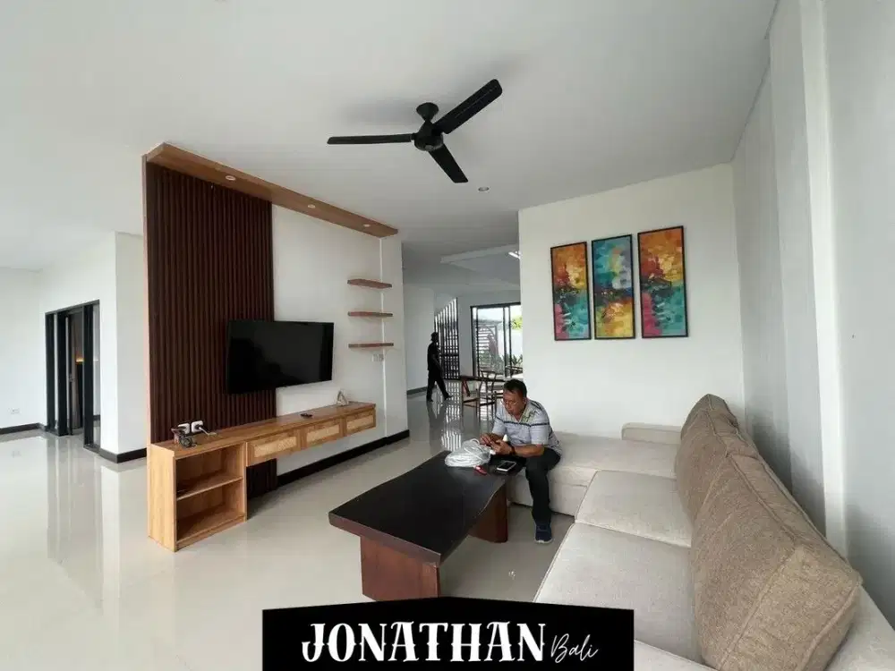 Villa Modern Bernuansa Tropis dengan Pemandangan Sawah - VSYK