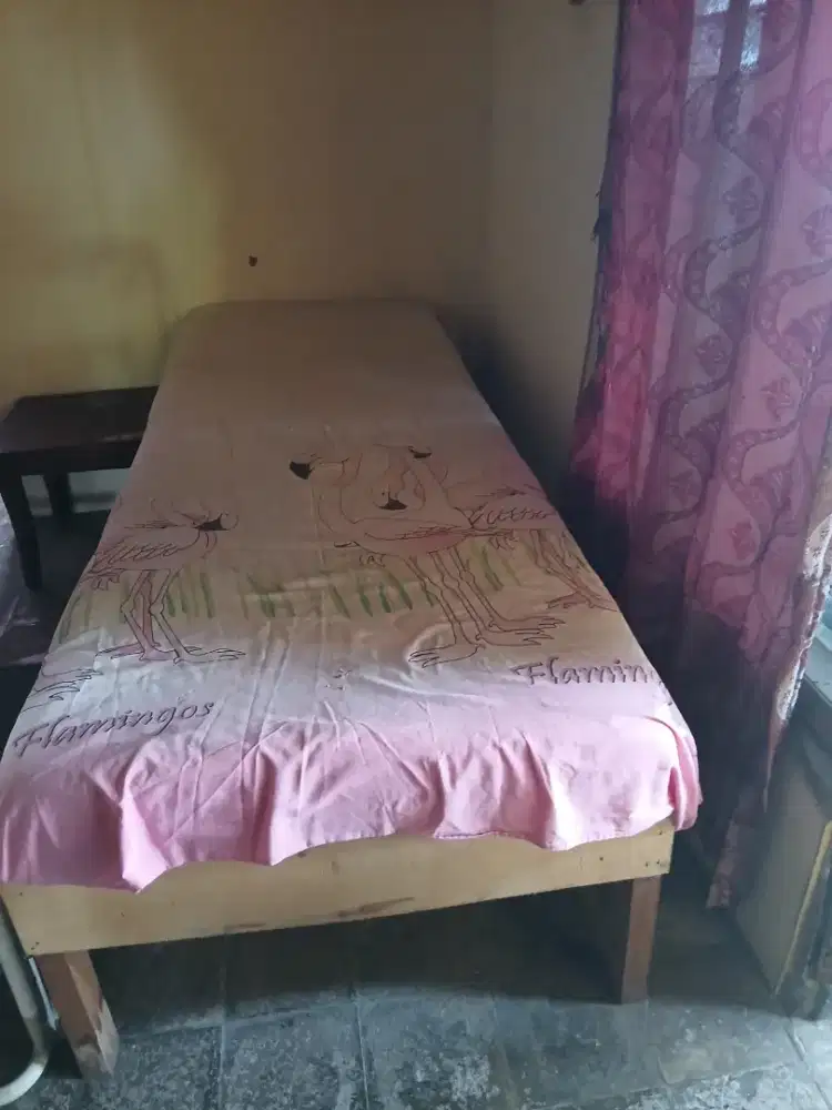 Tempat tidur tidak ada minus