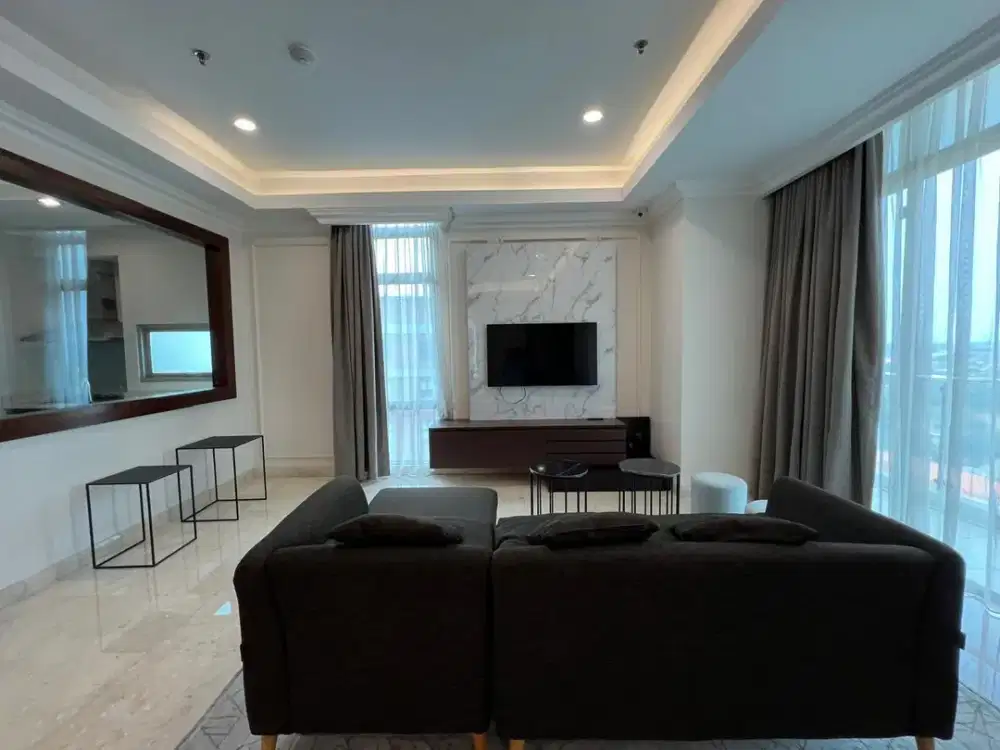 Disewakan Apartemen Essence Dharmawangsa 3 Kamar Tidur