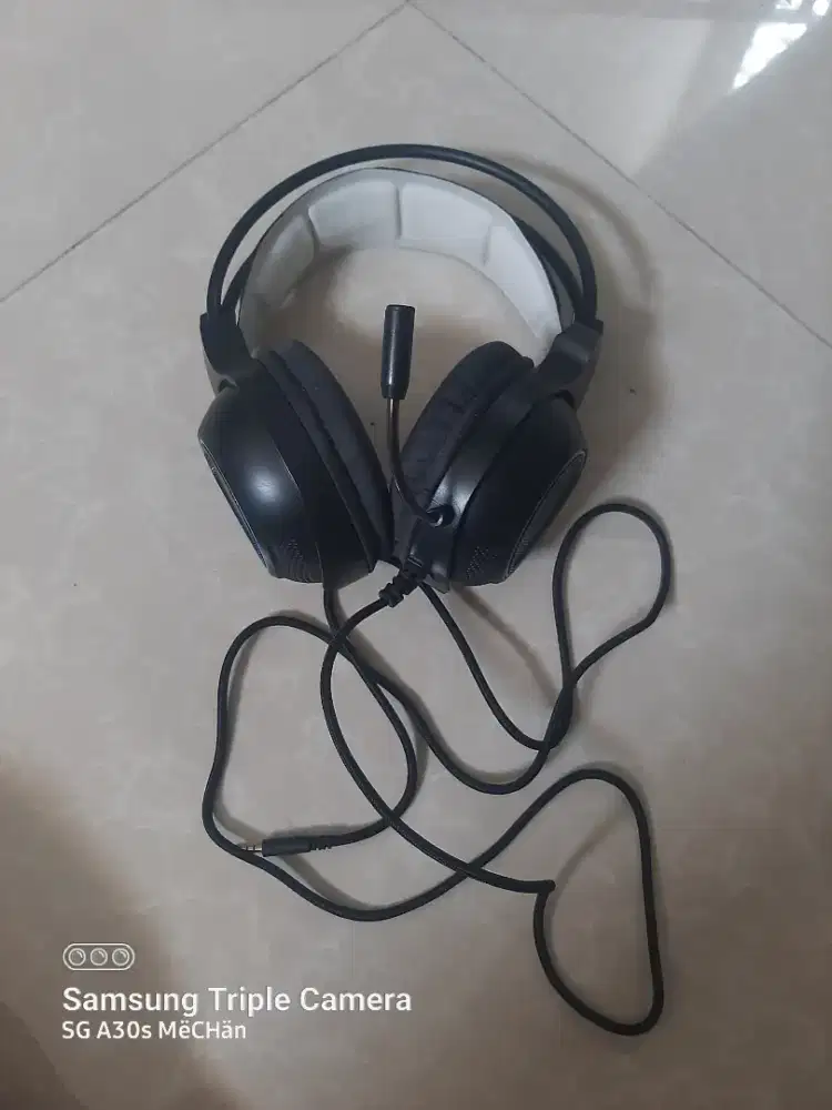 Headphone gaming nemesis