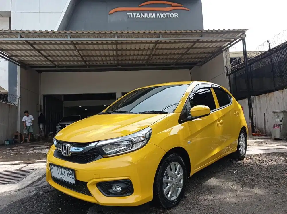 KM 6rb ANTIK Honda Brio E 1.2 Yellow 2022
