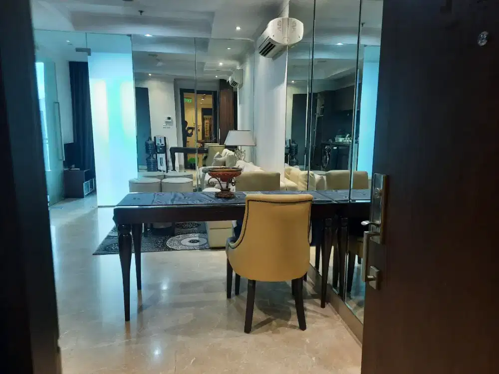 LUXURY APARTMENT DAN HARGA NEGO 1 KT + 1