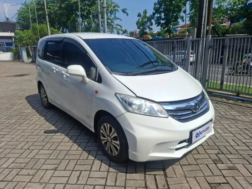 DP 5% Honda Freed 1.5 S Bensin-AT 2012 EBA