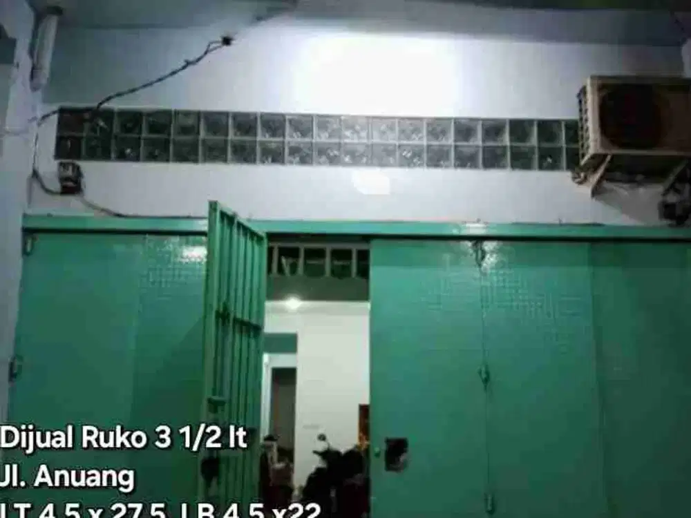 Dijual Ruko 3 1/2 lt Jl. Anuang Makassar