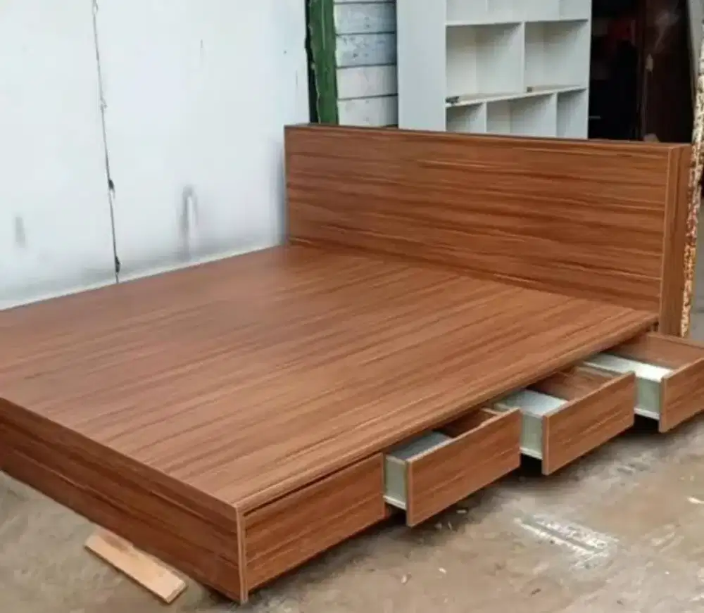 Dipan laci minimalis