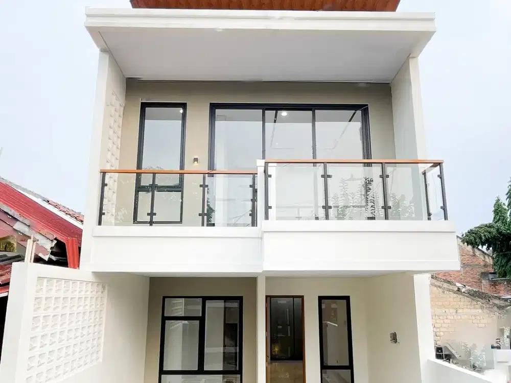 TURUN HARGA! Rumah Jagakarsa Dijual. Dekat Tol. Bebas Banjir. NEGO