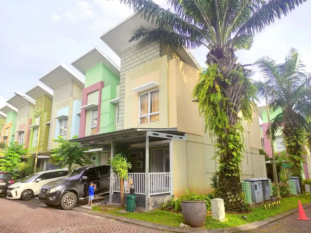 Rumah Arcadia Village dekat Universitas Matana, Pasar Modern Serpong