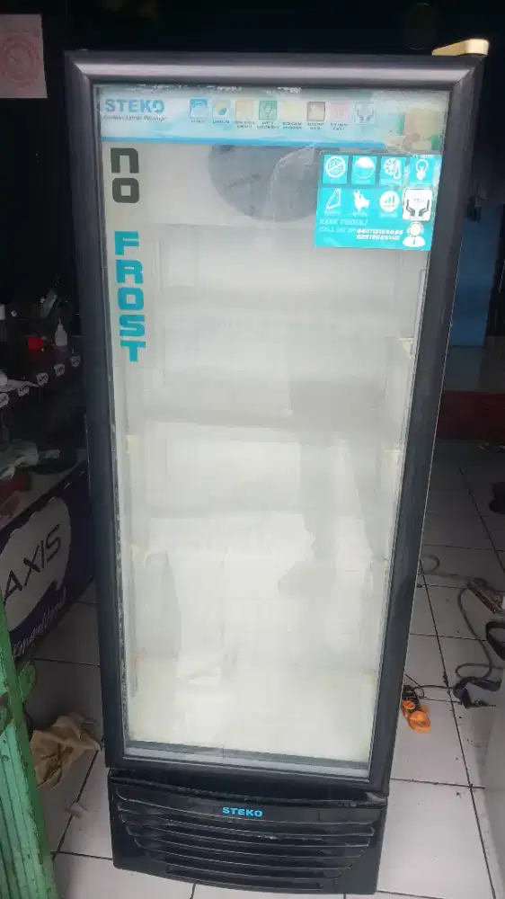 Showcase second
