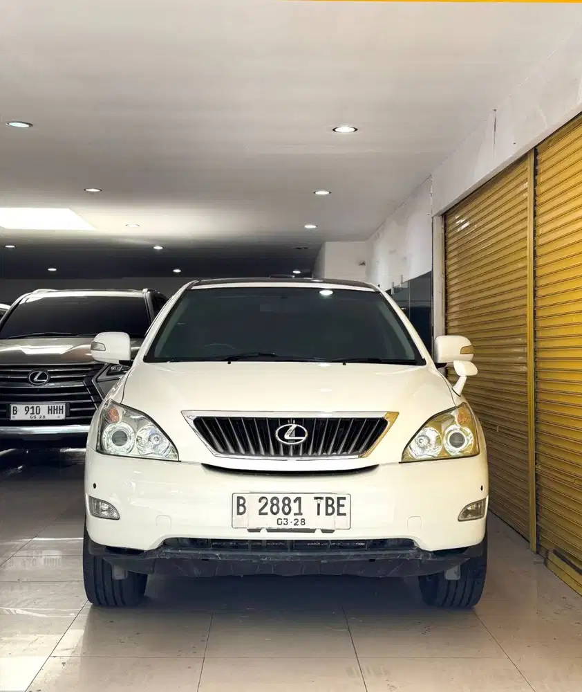 Toyota Harrier 2.4 L Premium 2010 March Automatic Putih Metalik Vieta