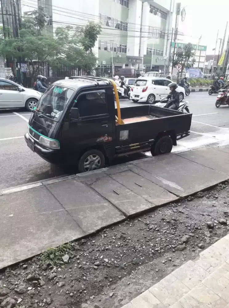 Jasa angkut barang pindahan buang puing barangkal