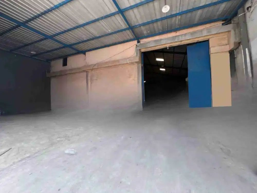 Gudang pantai indah dadap