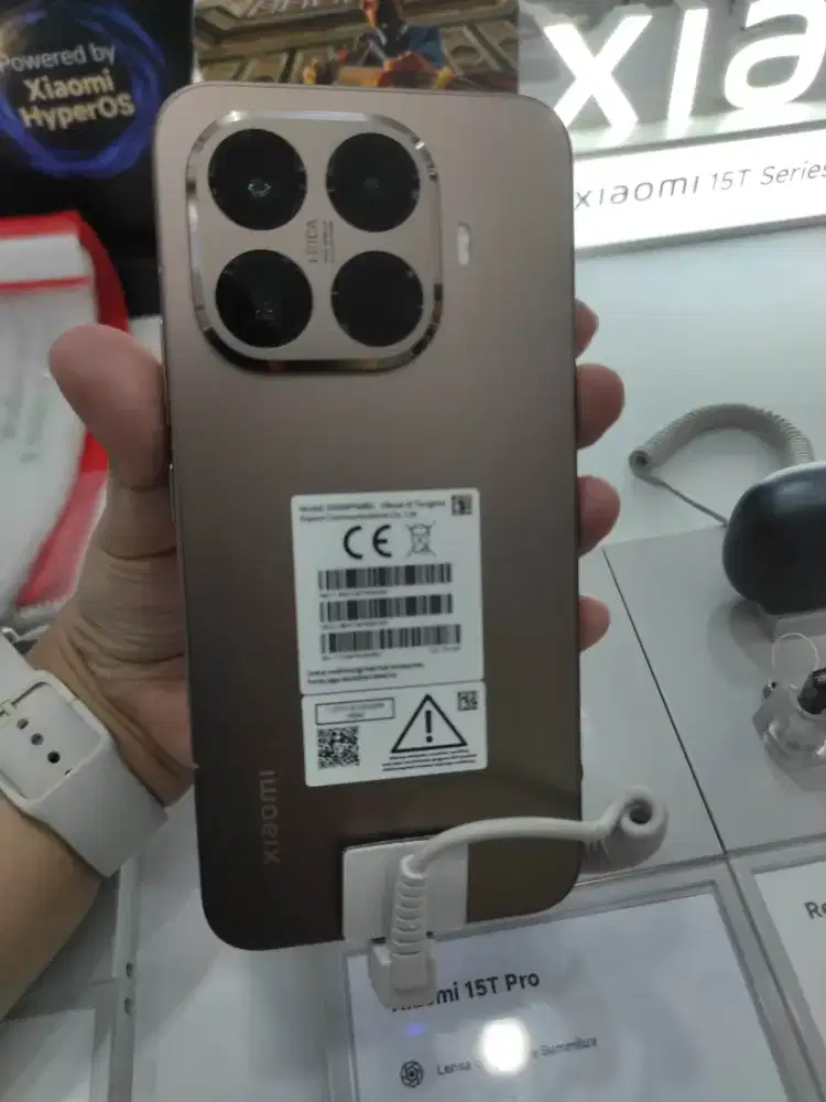 XIAOMI 15T PRO RAM 12/512 FREE SMART BAND 10 (sampai 10 oktober)