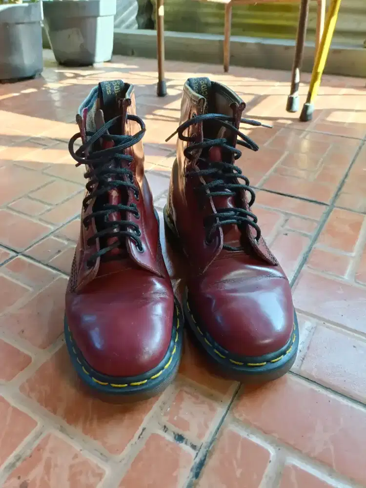 Sepatu  DocMar (dr marten)